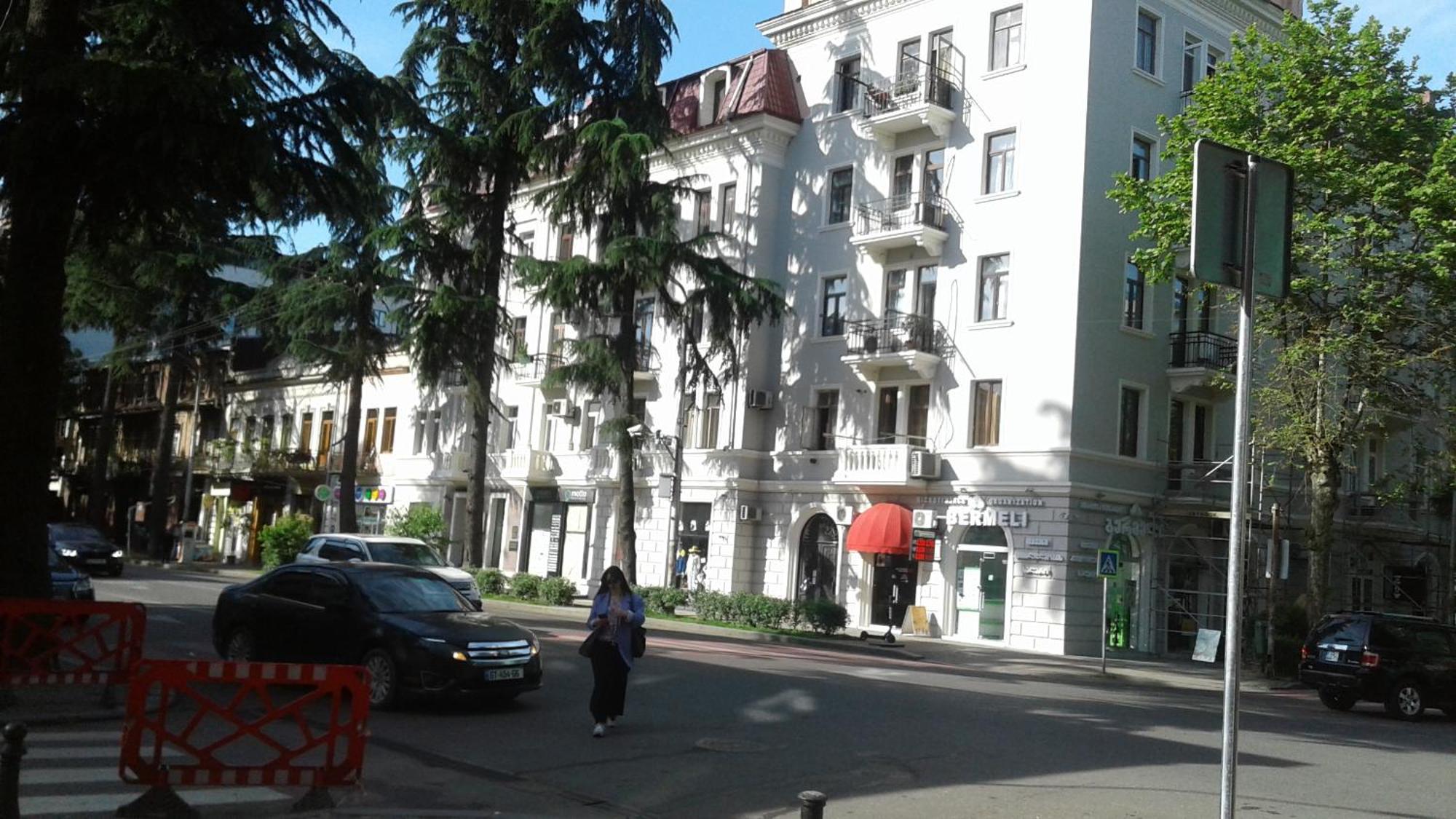 Tengiz'S Apartment On Gorgiladze Batumi Exterior photo